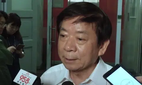 Khaw Boon Wan apologises for train collision at Joo Koon station: "It's been an awful day"