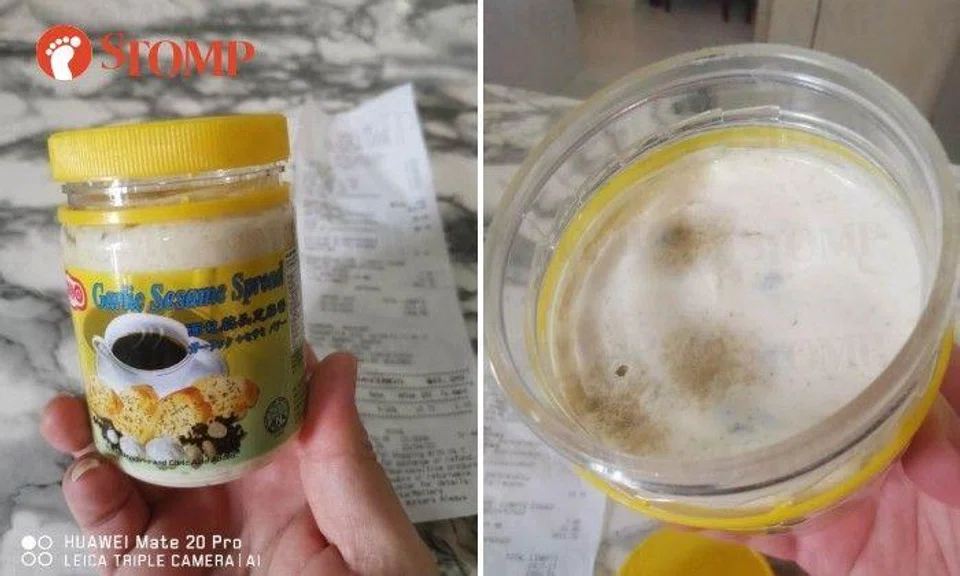 The Stomper shared photos of the receipt and an open jar showing mould growing on top of the garlic sesame spread.
