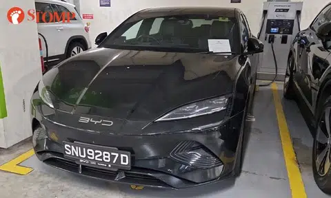 BYD driver gets warning notice for unauthorised parking at Gardens by the Bay EV charging lot