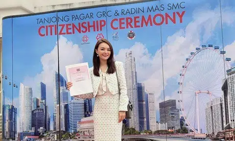 Apple Hong posted on social media several photos and a video of her citizenship ceremony. PHOTO: APPLE HONG/INSTAGRAM