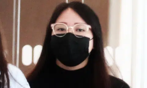 Woman who worked with insurance agent to try and cheat Manulife gets 1 week's jail