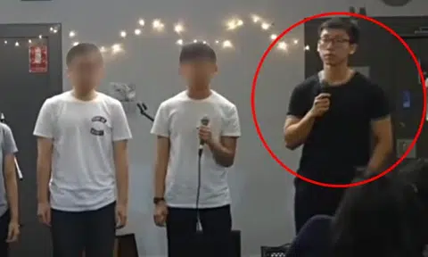 Ryan Cho (circled)