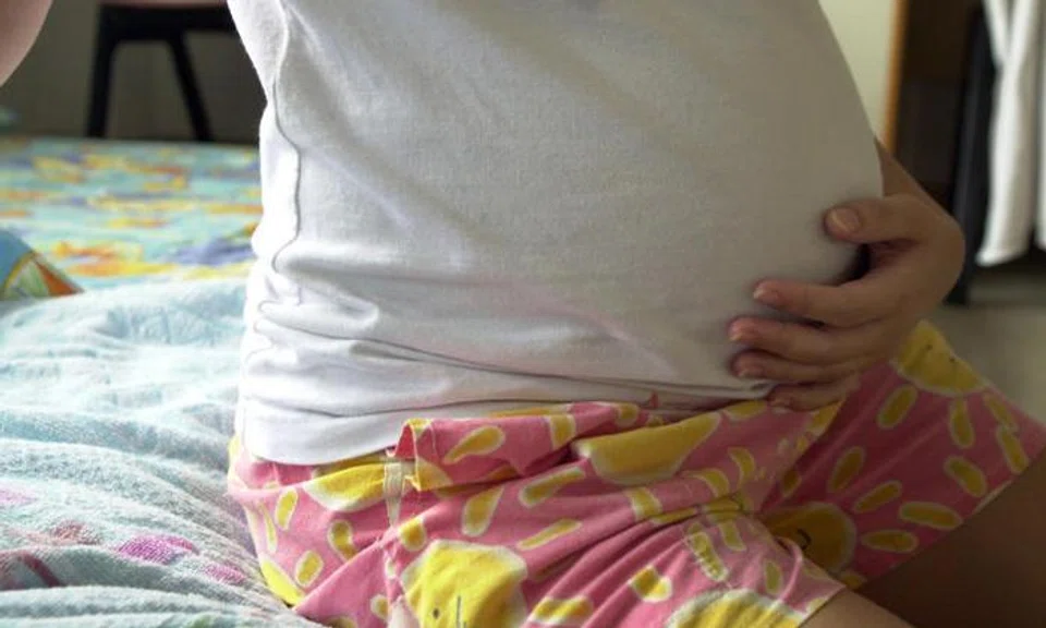 pregnant teen