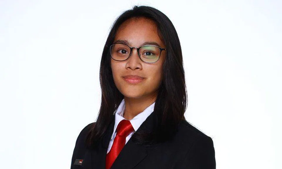 Nicole Baruela Ayathuray