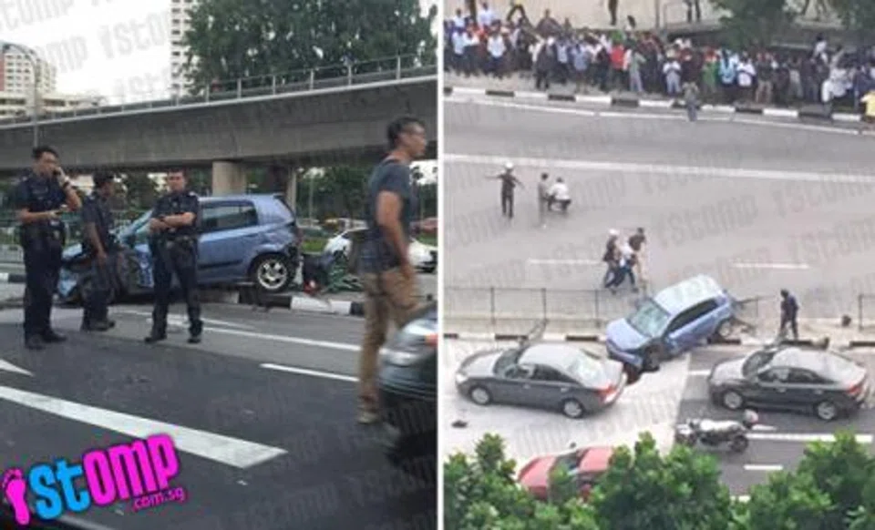 Unbelievable 'accident' at Boon Lay Way turns out to be dramatic drug bust by CNB