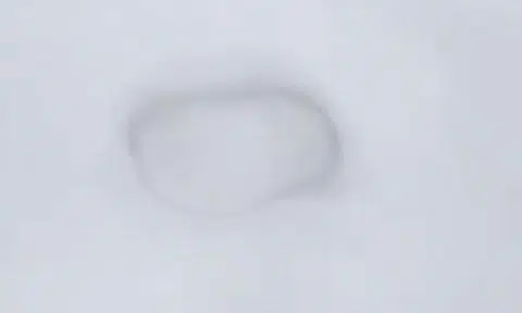 What is this mysterious dark ring in the sky above Sentosa?