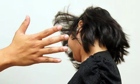 Cabby tried to push Vietnamese wife out of window after finding out she was sending money back home