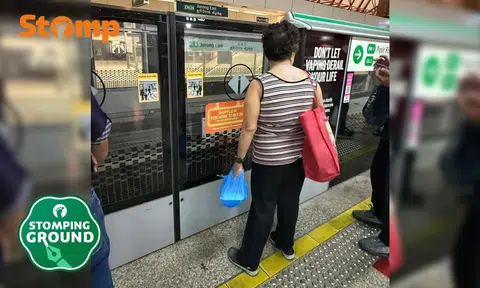 All hail 'The Great MRT Door Blocker': Stomper pens vivid narrative about kiasu MRT aunty
