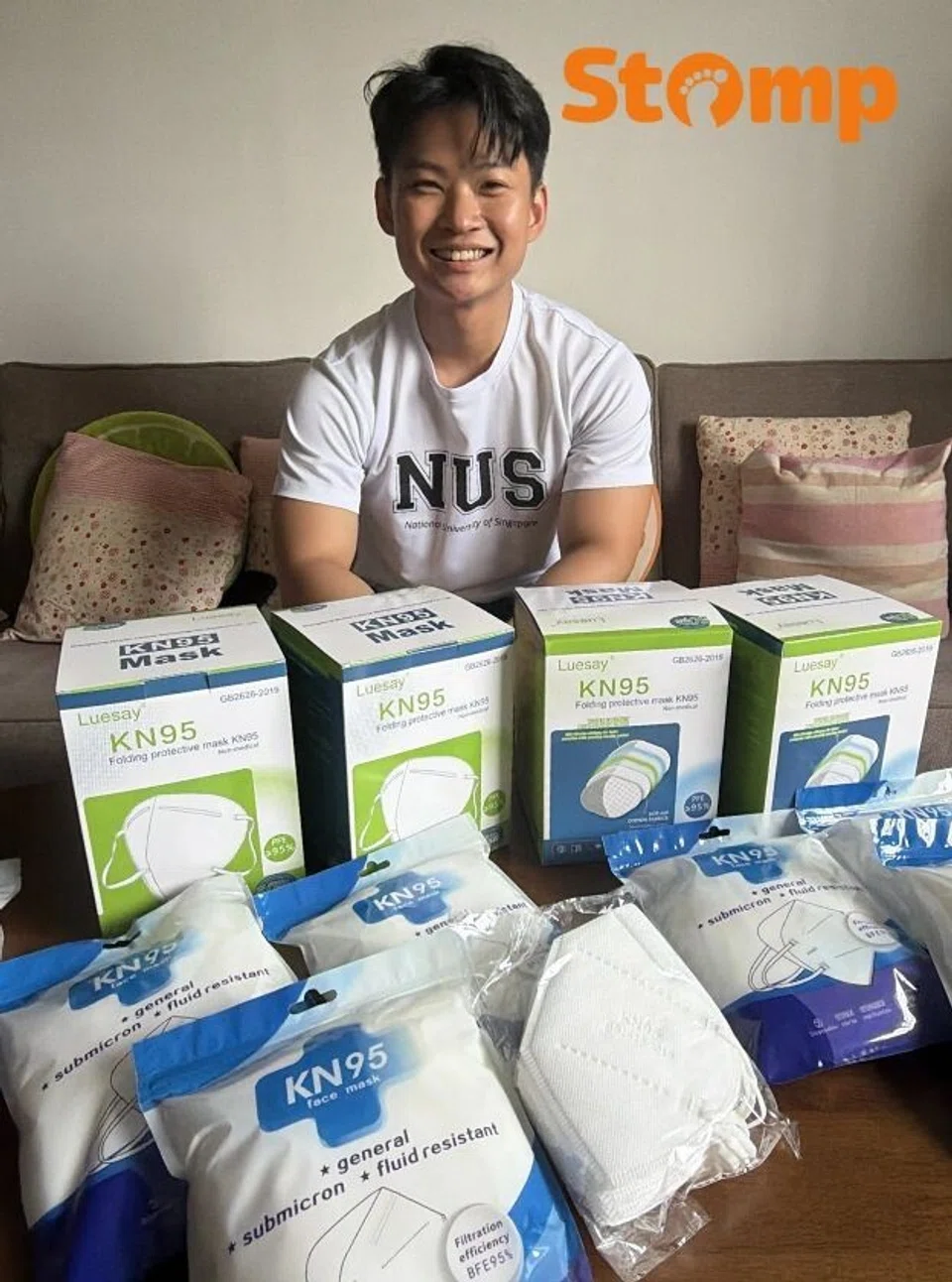 Student distributes free N95 masks to vulnerable during haze | Stomp