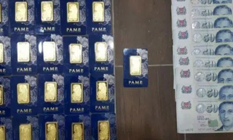 Youth and accomplices cheat goldsmiths of $16,800 using fake gold bars purchased online