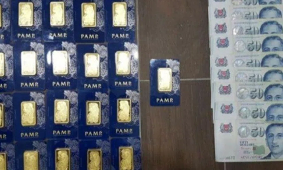 Youth and accomplices cheat goldsmiths of $16,800 using fake gold bars purchased online