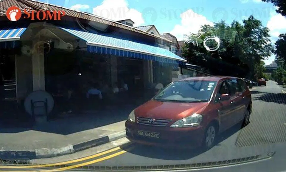Driver goes against traffic along Changi Road 