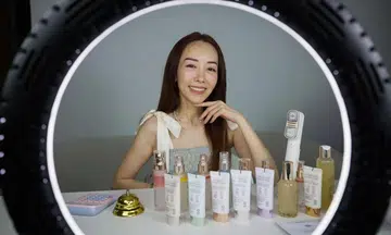 Ms Elaine Heng live-streams almost every day on platforms like TikTok and Shopee.