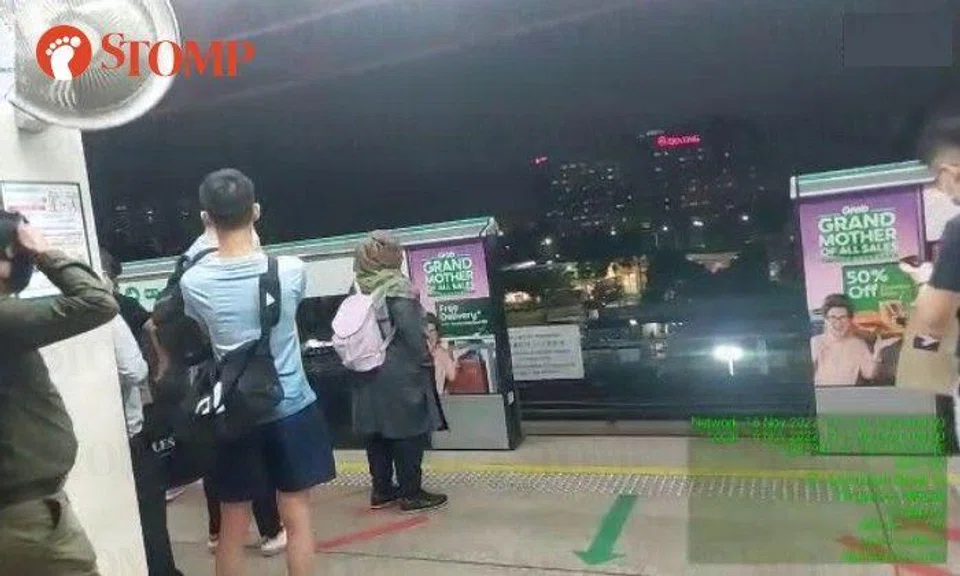 SMRT: "On Nov 16 at around 7pm, the westbound platform screen doors at Jurong East MRT station experienced a fault and could not close."