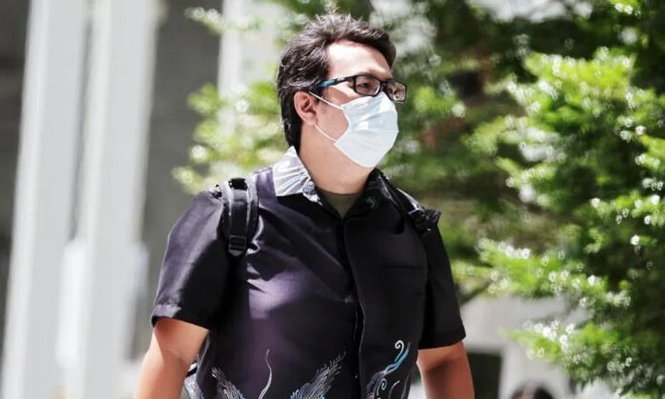 Jail for S'porean caught with over 1,800 vapes and pods in car at Woodlands Checkpoint -- and more in his home