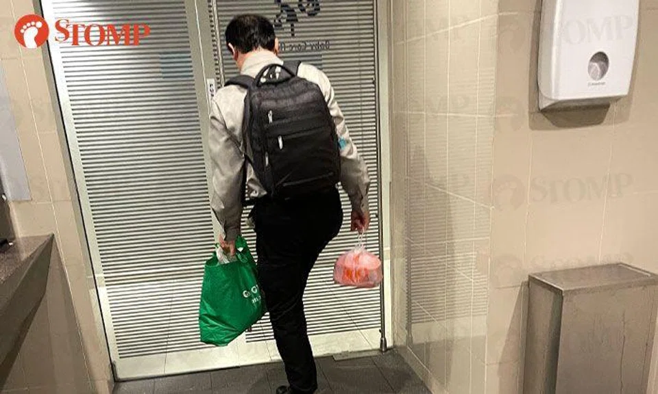 Woman sees man eating and resting in nursing room at Changi Airport Terminal 3: 'This is just plain rude'