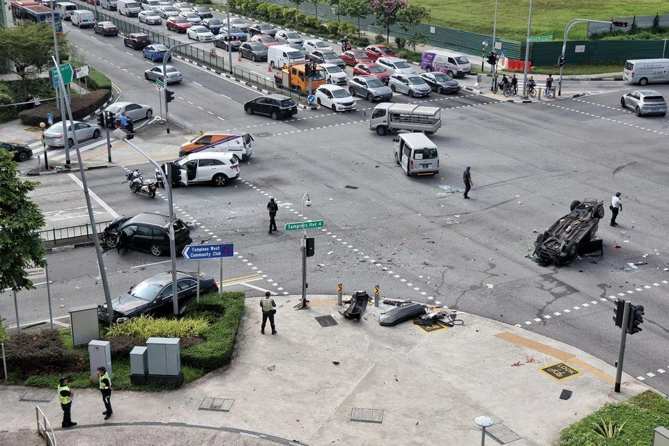 According to court documents, Syafie had allegedly failed to stop at a red light as he was driving towards Tampines Avenue 4.