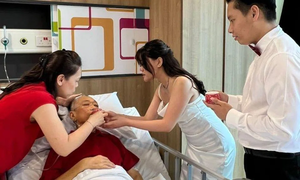 Sng’s father participated in the couple's tea ceremony held at the hospice on Oct 30, before he died later that night.