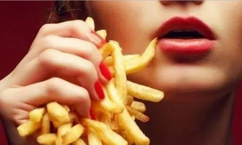 34-year-old British woman jailed for stabbing BF because he ate all her fries