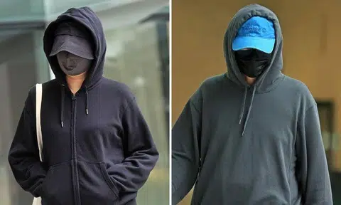 Phua Shewn Ying (left) and her husband Lim Teck Lee were both sentenced to jail on Jan 15. ST PHOTOS: KELVIN CHNG