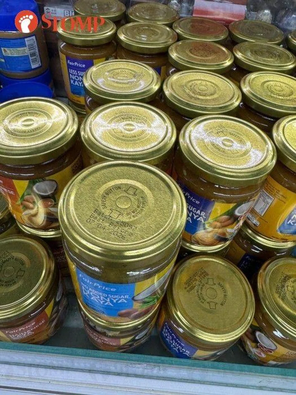 On the lid of one of the jars, it said that the kaya was "best before" April 7, 2026.