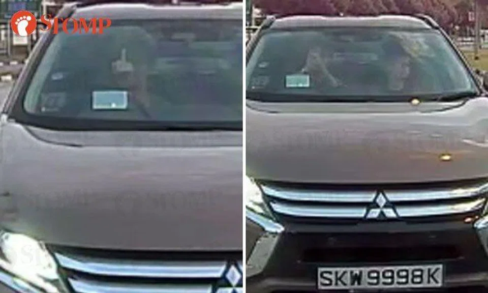 Driver flashes middle finger, gestures angrily at motorist who stopped behind yellow box in Pasir Ris