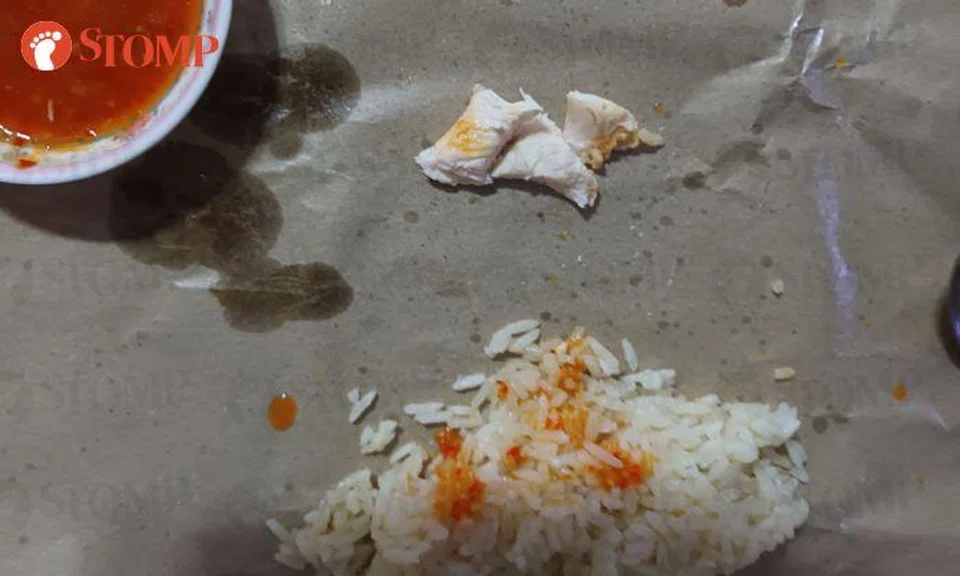 Woman says she ordered chicken thigh rice for $4, but Fernvale stall gave only 3 pieces of breast meat