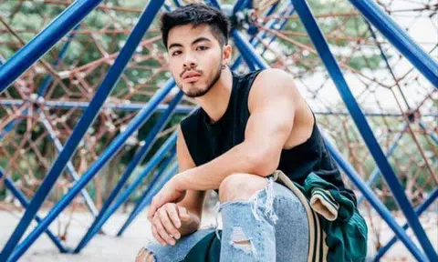 Benjamin Kheng apologises for magazine pose suggesting that he's aiming gun at himself