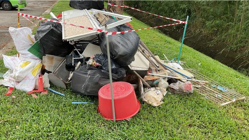 illegal dumping, waste disposal, Tampines Road
