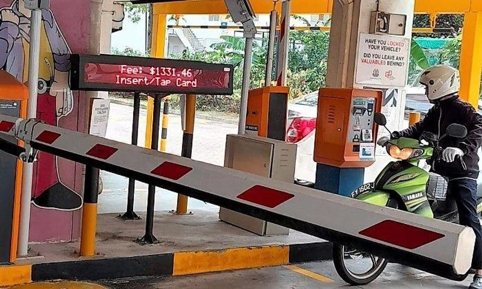 A photo shared on the SG Road Vigilate Facebook page showed the road user being charged more than $1,330 to enter a multi-storey car park in Jurong West Street 75