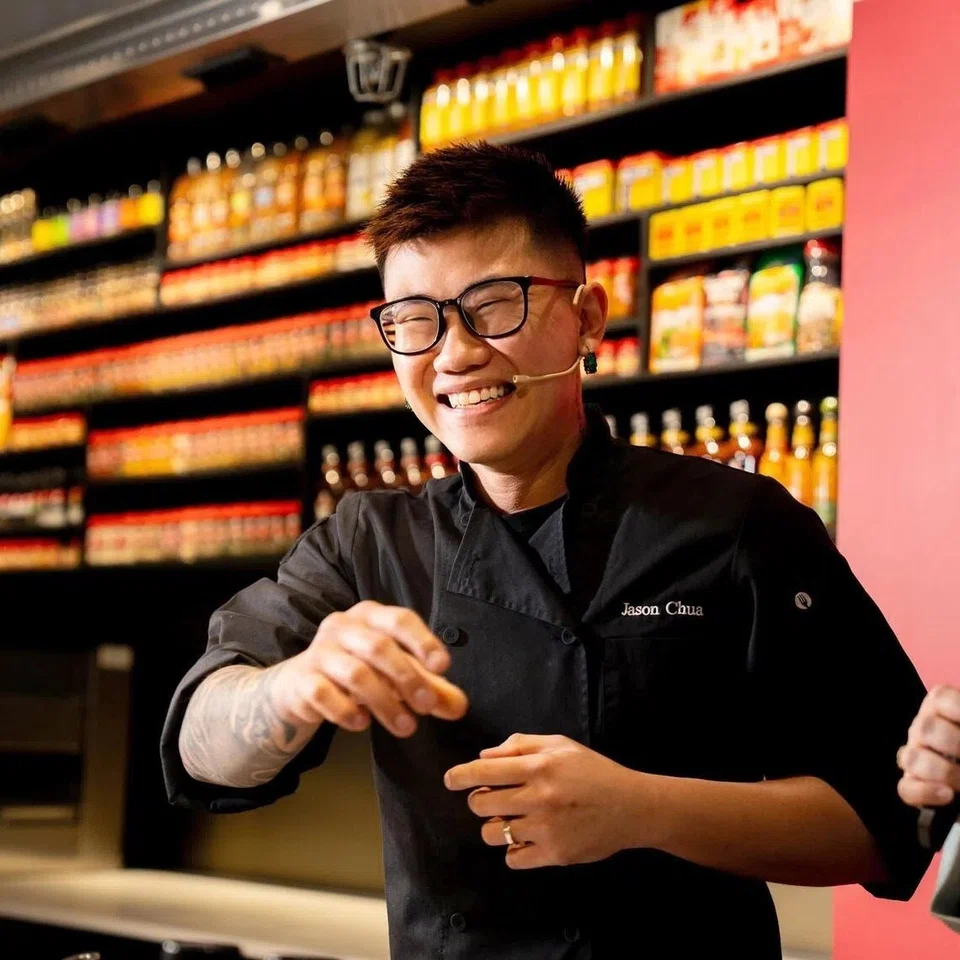 inflation Singapore, middle-income households, managing finances