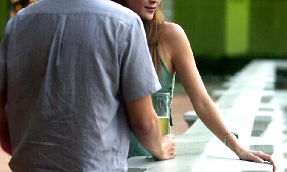 woman plots revenge after fiance cheats on her in Batam