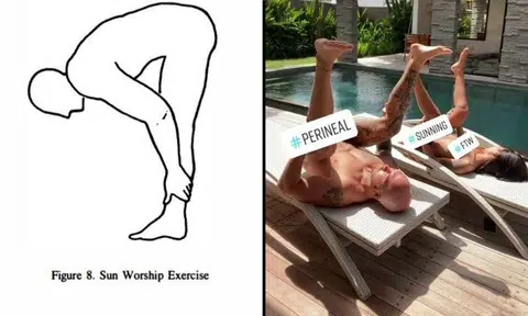 You can do it standing up by bending down with your buttocks facing the sun or lying down "but make sure that your sexual openings and anus are bathed in the sunlight".