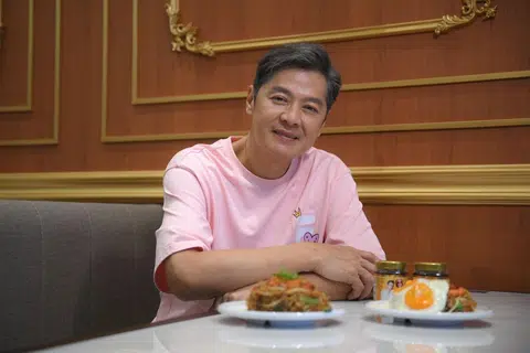 'I consider Chow Yun Fat more a friend than an idol': Li Nanxing