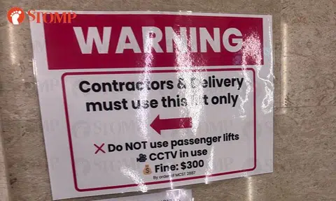 Newton condo sign warns delivery partners of $300 fine for using passenger lifts, management says it's an 'error'