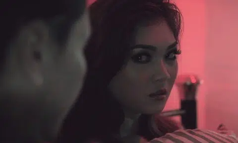 Everything was going smoothly for prostitute's love life -- until she discovers disturbing fact about her BF