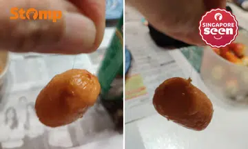 Old Chang Kee apologises after customer allegedly finds hair in sausage from Compass One outlet