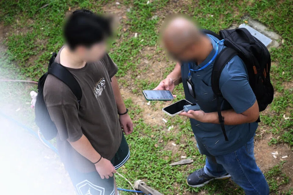 27 people were caught and fined for vaping