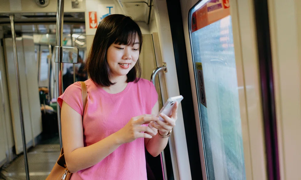 Singtel works hard to let consumers have their cake and eat it too.