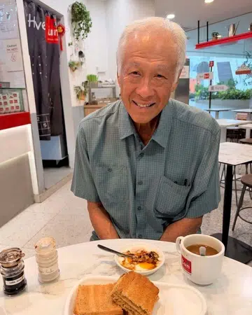 ng eng hen smoky breakfast toast