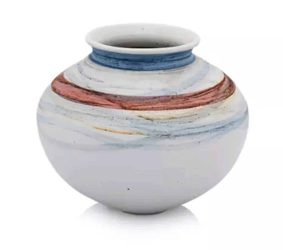 Iskandar Jalil vase Hotlotz auction