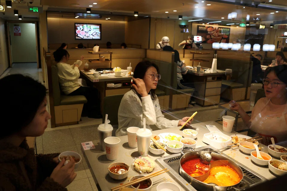 The incident occurred on Feb 24, at Haidilao's downtown Shanghai outlet.