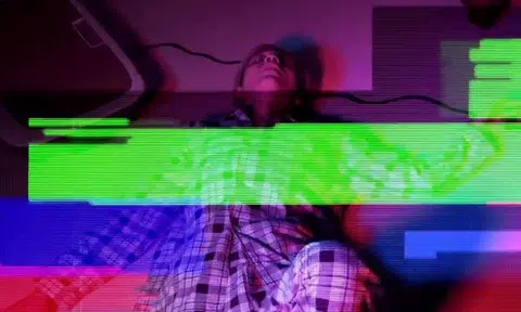 Local singer-songwriter drops intriguing eerie music video for Halloween