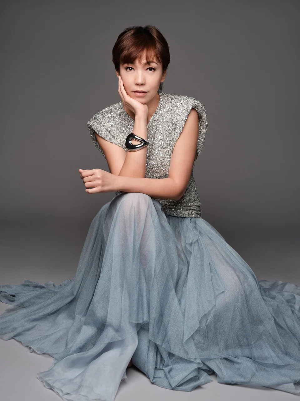 Singaporean singer Kit Chan will be performing at the Star Awards.