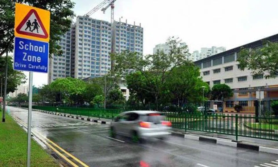 Bus body raises concerns over carpool service for schoolkids