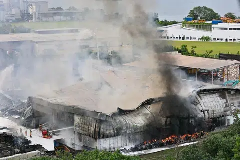 Firefighters at 11 Kranji Crescent at 5pm on Feb 19.