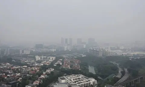 Singapore haze: Air quality in unhealthy range