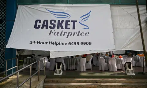 Neil Humphreys: Singaporeans treat ang mohs just as kindly as Thais - at funerals