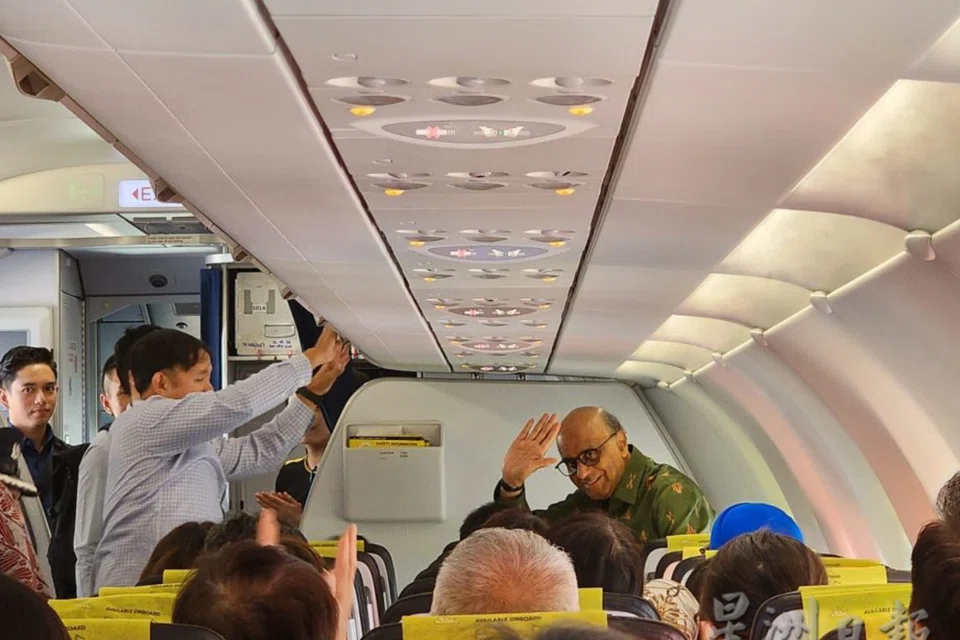 The President was spotted on a Scoot fligght