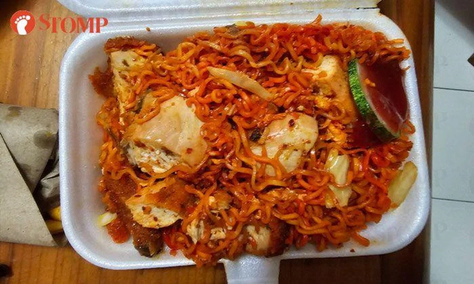 Man shocked coffee shop maggi goreng costs $8.50, only got 50 cents back after asking for no egg